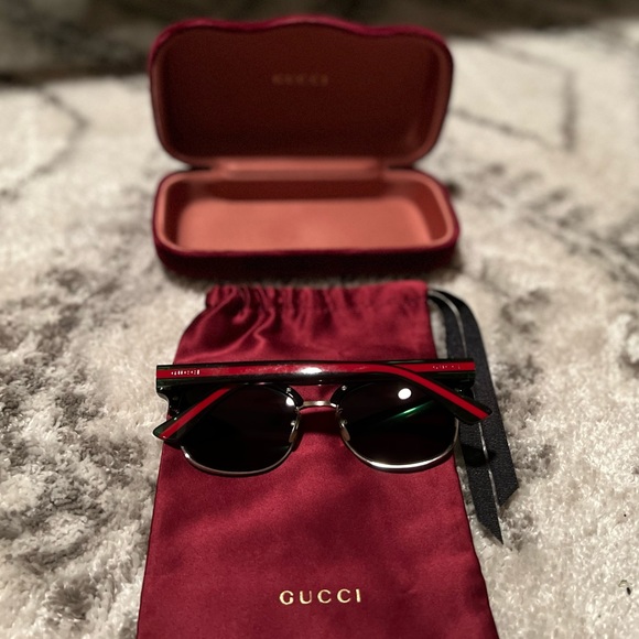 Gucci Wayfarer sunglasses - Picture 4 of 7